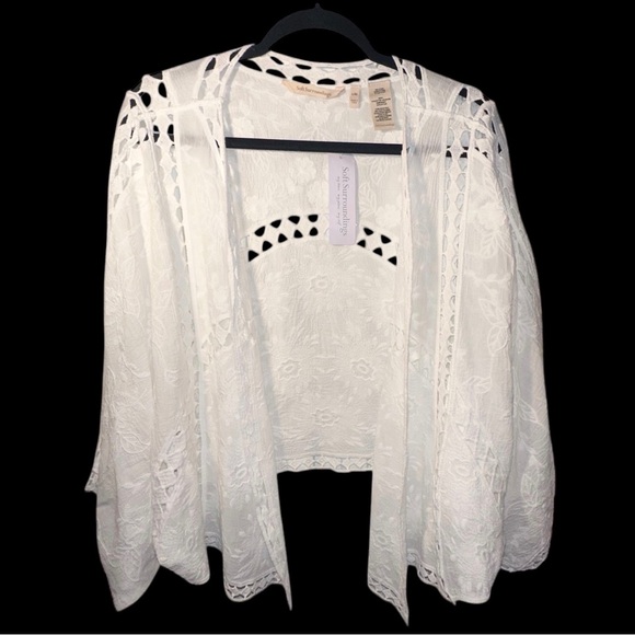 Soft Surroundings | NWT Jasmin Lace Wrap Embroidered Top - Size L/XL - Picture 2 of 12